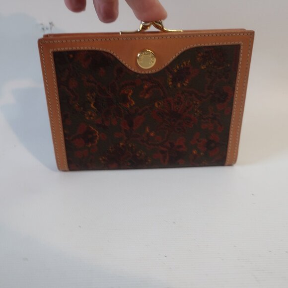 Authentic Womens Escada Brown Red Floral PVC Leather Wallet - Picture 2 of 11